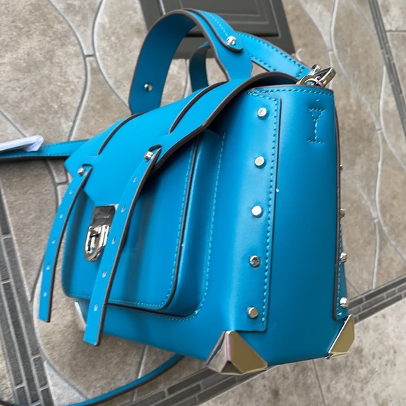 Michael Kors Manhattan Medium School Satchel - Picture 2 of 16